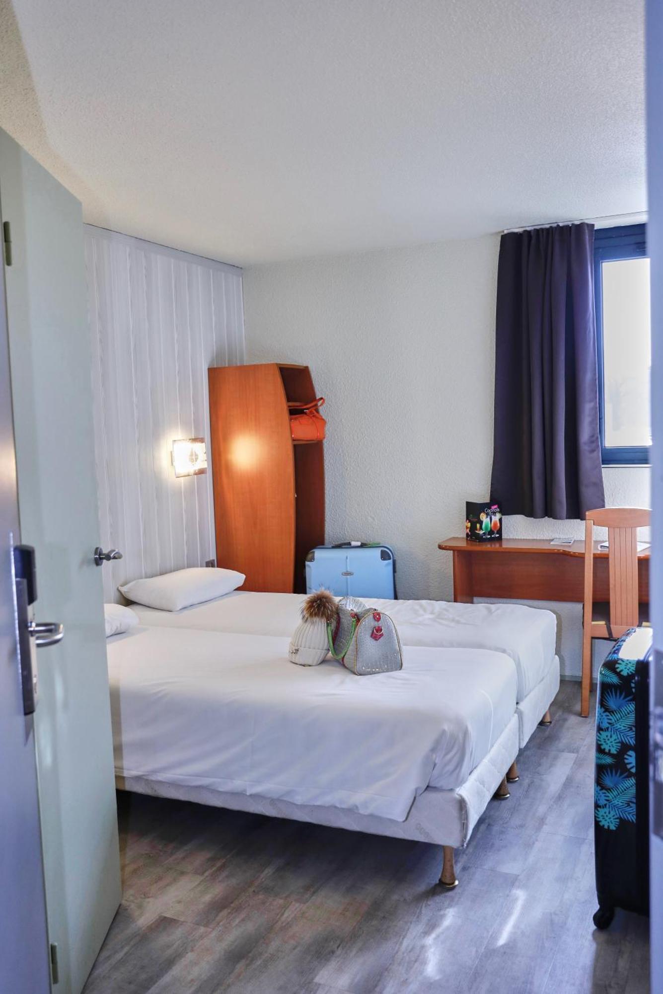Brit Hotel Chambery Exterior photo