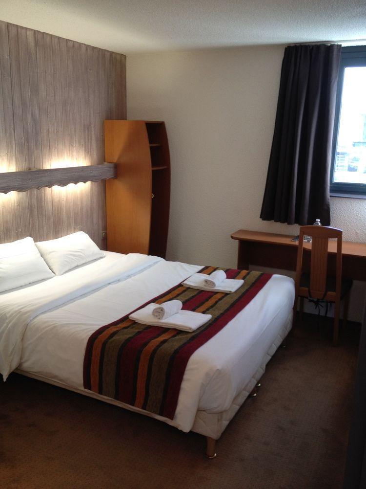 Brit Hotel Chambery Exterior photo