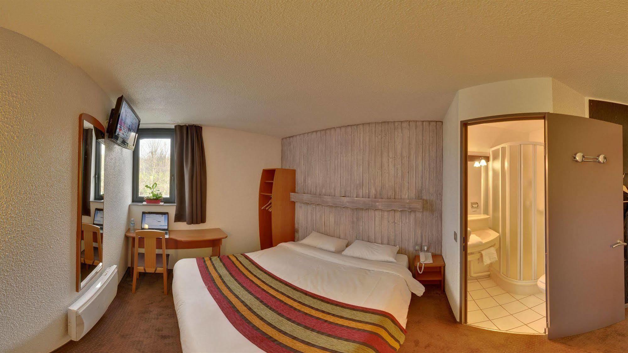 Brit Hotel Chambery Exterior photo